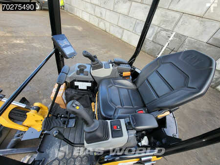 mini escavadeira 2023 Caterpillar 301.5 FACTORY WARRANTY (19)