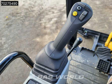 mini escavadeira 2023 Caterpillar 301.5 FACTORY WARRANTY (24)
