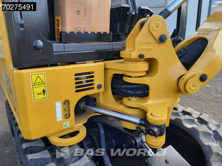 mini escavadeira 2023 Caterpillar 301.5 FACTORY WARRANTY (11)