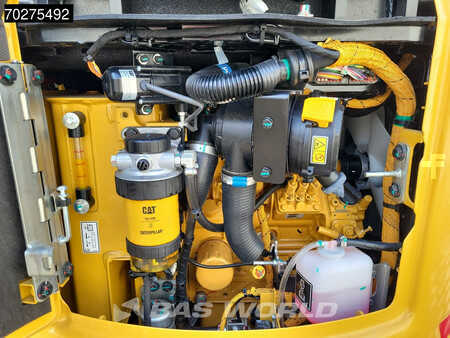 Mini pelle 2023 Caterpillar 301.7 CR FACTORY WARRANTY (18)