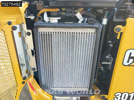 Mini pelle 2023 Caterpillar 301.7 CR FACTORY WARRANTY (19)