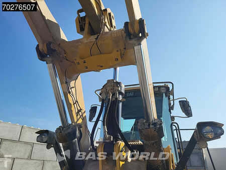 Pyöräkuormaajat 2017 Caterpillar 966M (16)