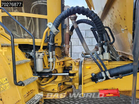 Knickgelenkte Muldenkipper/Dumper 2017 Caterpillar 745 C (16)
