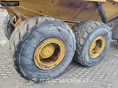 Knickgelenkte Muldenkipper/Dumper 2017 Caterpillar 745 C (19)