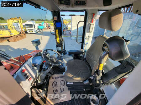 Hitachi ZW130-6