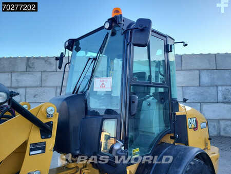 Wielladers 2021 Caterpillar 908 M (10)