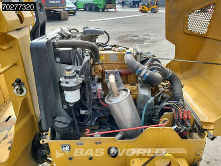 Compactador monocilíndrico 2019 Caterpillar CB1.7 (10)