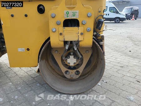 Compactador monocilíndrico 2019 Caterpillar CB1.7 (12)