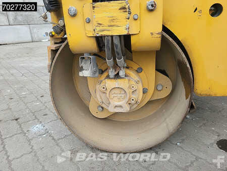 Compactador monocilíndrico 2019 Caterpillar CB1.7 (14)