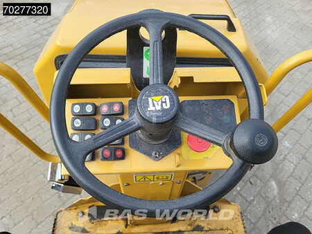 Compactador monocilíndrico 2019 Caterpillar CB1.7 (19)