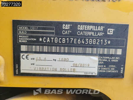 Compactador monocilíndrico 2019 Caterpillar CB1.7 (24)