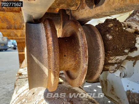 Escavadoras 2008 Caterpillar 963 D (18)
