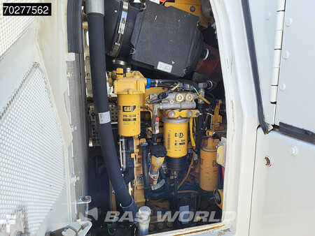 Escavadoras 2008 Caterpillar 963 D (21)