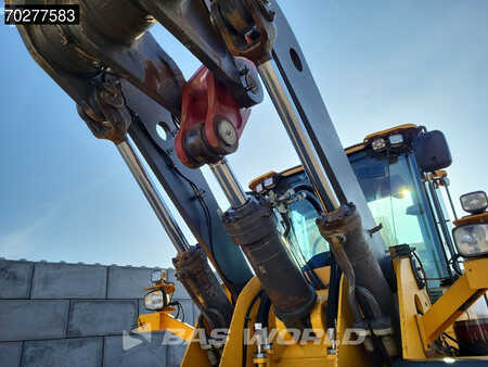 Kolové nakladače 2014 Volvo L150 H (9)