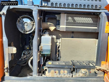 Escavadora de rastos 2022 Doosan DX140 LC-7 3 BUCKETS (40)