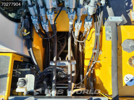 Beltegraver 2017 Liebherr R926 LC (14)