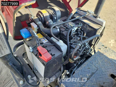 Lánctalpas dömperek 2022 Yanmar C12R-C (19)
