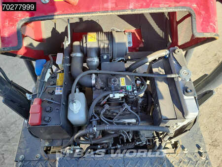 Lánctalpas dömperek 2022 Yanmar C12R-C (21)