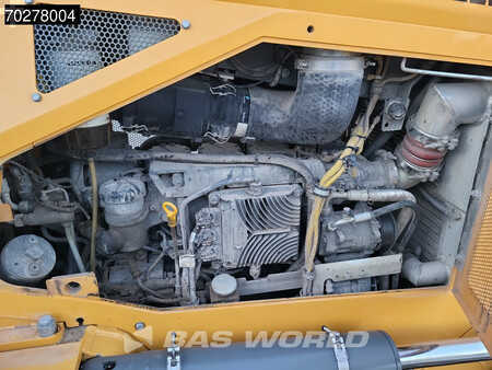 Telaketjupuskutraktorit 2022 Liebherr PR726 LGP RIPPER VALVE (12)