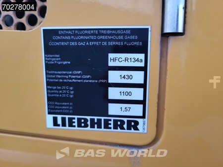 Telaketjupuskutraktorit 2022 Liebherr PR726 LGP RIPPER VALVE (36)