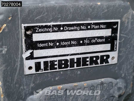 Telaketjupuskutraktorit 2022 Liebherr PR726 LGP RIPPER VALVE (37)