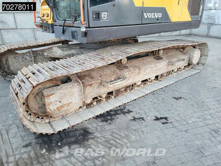 Korečková rýpadla 2018 Volvo EC220 E L (18)