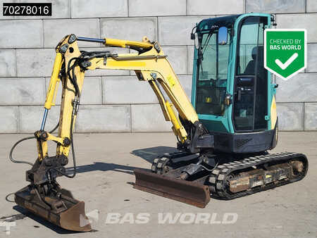 Mini excavators 2015 Yanmar VIO25-4 (1)