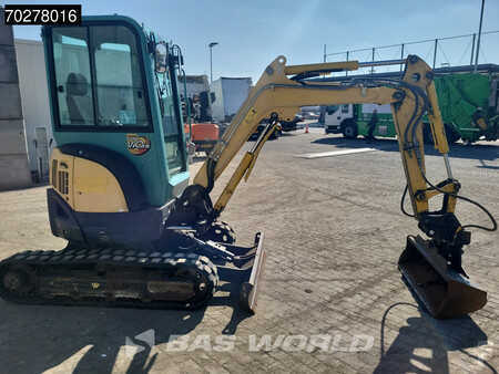 Mini excavators 2015 Yanmar VIO25-4 (10)