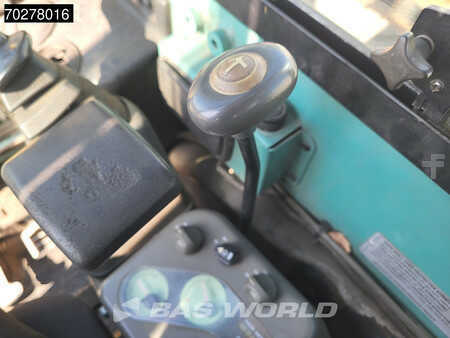 Mini kotrógép 2015 Yanmar VIO25-4 (29)
