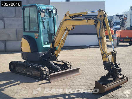 Mini excavators 2015 Yanmar VIO25-4 (6)