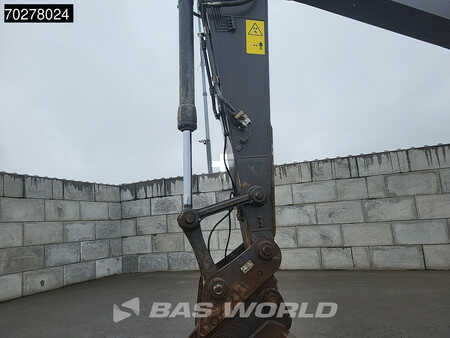 Escavatori cingolati 2019 Volvo EC200 E L (14)