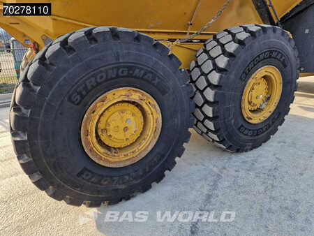 Knickgelenkte Muldenkipper/Dumper 2016 Caterpillar 735 C (15)