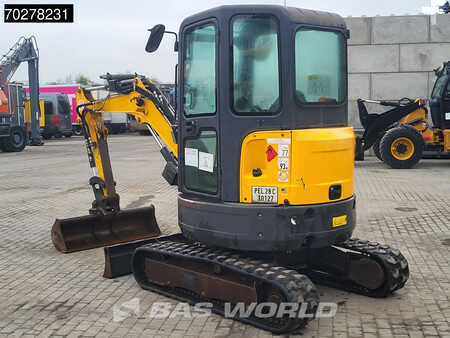 Minigrävare 2016 Bobcat E26 EM (3)