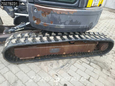Mini kotrógép 2016 Bobcat E26 EM (33)