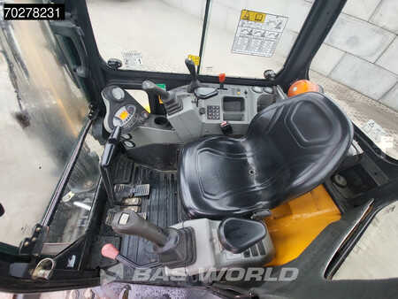Mini kotrógép 2016 Bobcat E26 EM (39)