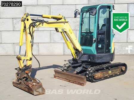 Mini excavators 2015 Yanmar VIO25-4 (1)
