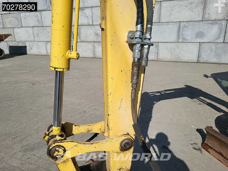 Mini kotrógép 2015 Yanmar VIO25-4 (14)