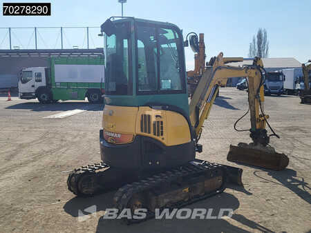 Mini excavators 2015 Yanmar VIO25-4 (5)