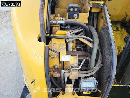 mini escavadeira 2008 Caterpillar 308C (24)