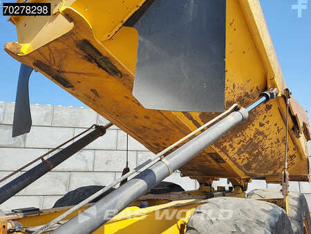 Knickgelenkte Muldenkipper/Dumper 2005 Volvo A30 D (11)