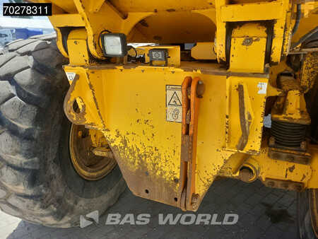 Zalomené klouby-dampry  2008 Volvo A30 E (8)