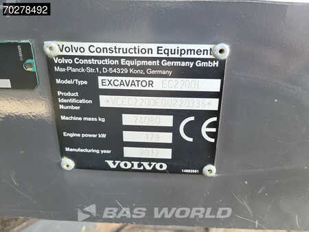 Korečková rýpadla 2012 Volvo EC220 D L 1462 (36)