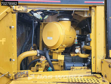 Dozer Apripista 2001 Caterpillar D6 R XL (19)