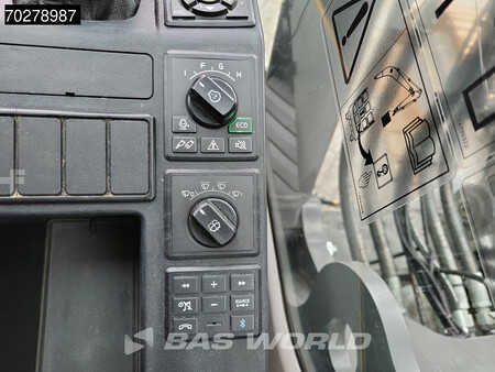 Kettenbagger 2022 Volvo EC300 E L (33)