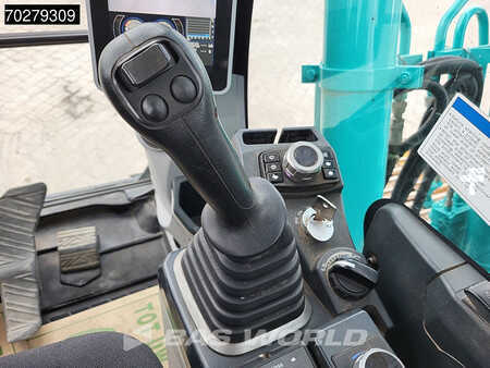 Escavatori cingolati 2020 Kobelco SK130 LC-11 (32)