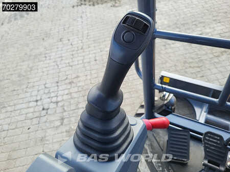 Mini-koparki 2023 XCMG XE35 E 2 YEARS FACTORY WARRANTY - YANMAR ENGINE (26)