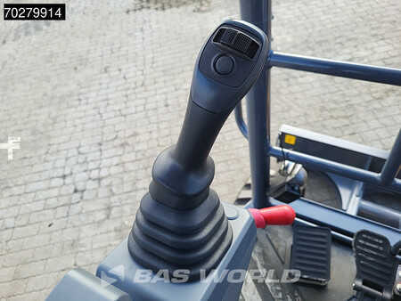 Mini excavators 2023 XCMG XE35 E 2 YEARS FACTORY WARRANTY - YANMAR ENGINE (26)