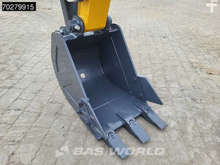 Mini-koparki 2023 XCMG XE35E (13)