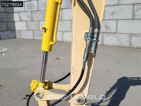 Mini kotrógép 2014 Yanmar VIO25-4 (11)