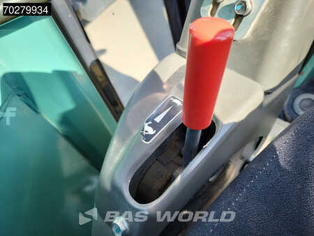 Mini kotrógép 2014 Yanmar VIO25-4 (30)